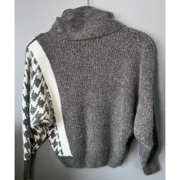I.B. Diffusion Silk, Angora, Lambswool Blend Pullover Knit Sweater Size Small - Picture 3 of 7
